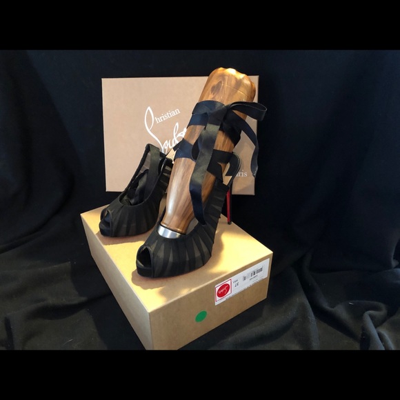 Christian Louboutin | Shoes | Christian 